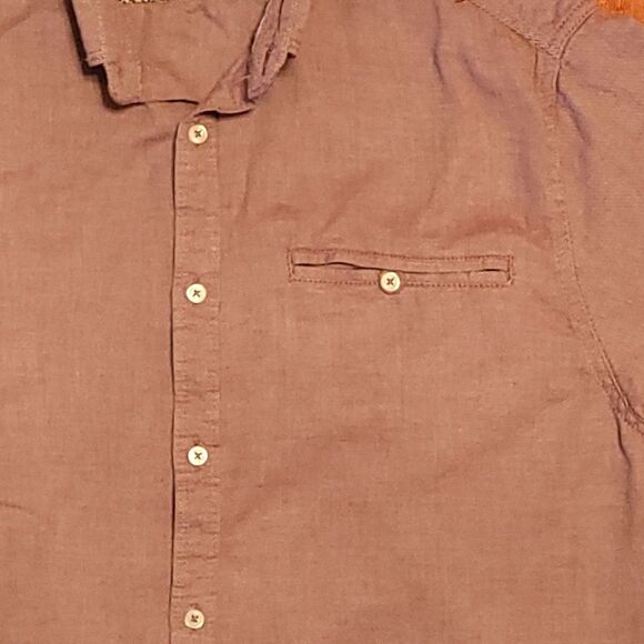 Denim Flower Button Front Shirt Mens Size L Red Short Sleeve Top - Picture 6 of 8